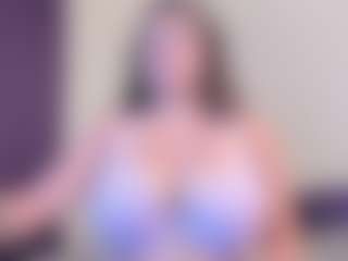 bigt3ti's Live Sex Cam Show
