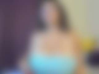 Live cam show with bigt3ti - BBW on googirlz