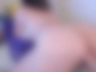 Live cam show with bigt3ti - Squirt on Camsoda
