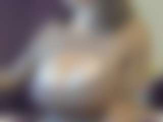 bigt3ti's Live Sex Cam Show