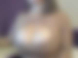 bigt3ti's Live Sex Cam Show