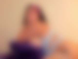 bigt3ti's Live Sex Cam Show