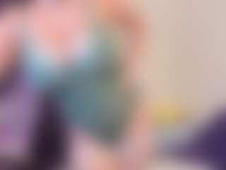 Live cam show with bigt3ti - Dildo Or Vibrator on Nude Chat * 1 On 1 Webcam Sex * Live Cam Show