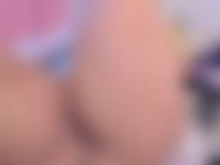 Live cam show with bigt3ti - Flirt on xblisslive.com