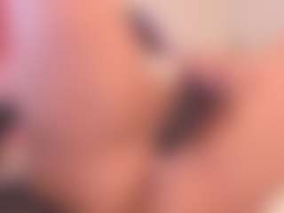 bigt3ti's Live Sex Cam Show
