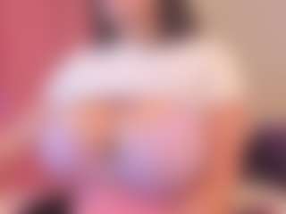 Live cam show with bigt3ti - Brown Eyes on sexylive.show