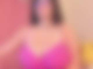 Live cam show with bigt3ti - Flirt on CamSodaAdn