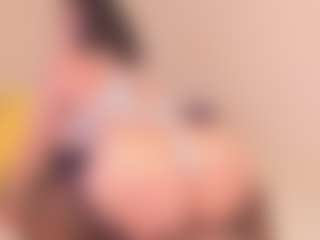 Live cam show with bigt3ti - Latina on Camsoda