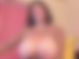Live cam show with bigt3ti - Gorgeous on Free Soda