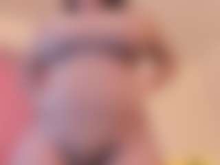Live cam show with bigt3ti - BBW on Soda Cam