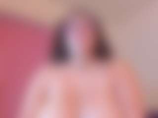 bigt3ti's Live Sex Cam Show