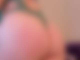 bigt3ti's Live Sex Cam Show