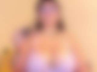 Live cam show with bigt3ti - Squirt on Camsoda