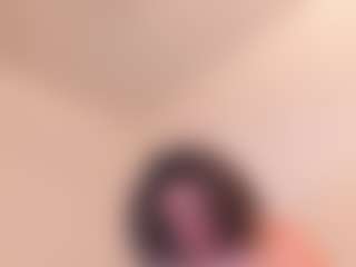 Live cam show with bigt3ti - Flirt on Camsoda