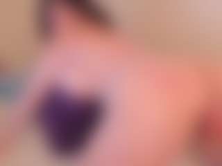 bigt3ti's Live Sex Cam Show