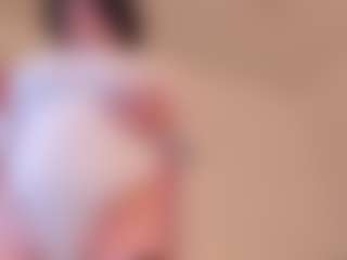 Live cam show with bigt3ti - Deepthroat on livesexfox.com