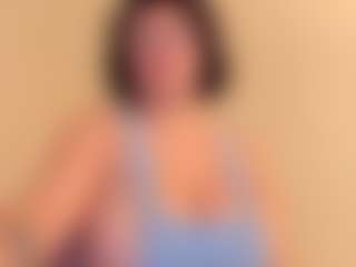 bigt3ti's Live Sex Cam Show