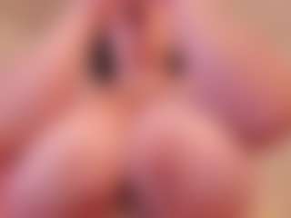 bigt3ti's Live Sex Cam Show