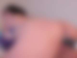 bigt3ti's Live Sex Cam Show