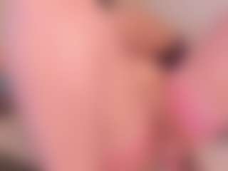 bigt3ti's Live Sex Cam Show