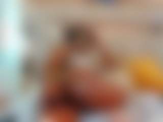 Live cam show with Camila Levis - HD on CamwithHer