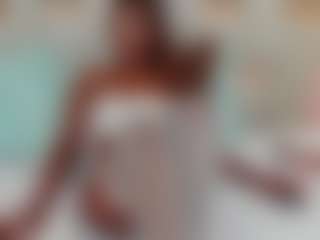 Live-camshow met Camila Levis - Interactivetoy op Camsoda