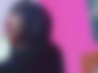 Live cam show with Emily - Ebony on AdultVida.com | colombia