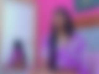 Live cam show with Emily - Ebony on livesuperchat.net | colombia