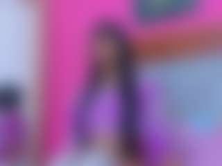 Live cam show with Emily - Public on luckytryst.com | colombia