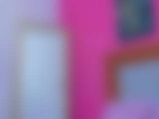 Live cam show with Emily - Curvy on TastyBlacksLive