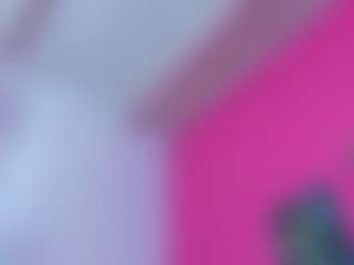 Live cam show with Emily - Ebony on 1on1-livenow