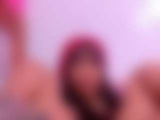 Live cam show with Emily - Black on liverealitysex.com