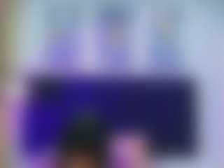 Live cam show with Emily - Ebony Small Tits on fapnchat
