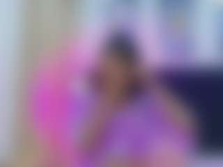 Live cam show with Emily - Ebony on friskycurves.com | colombia