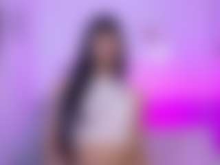 Live cam show with Emily - Black Young Adult on SpunkLive