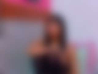 Live cam show with Emily - Asian MILF on Pornisteam.com