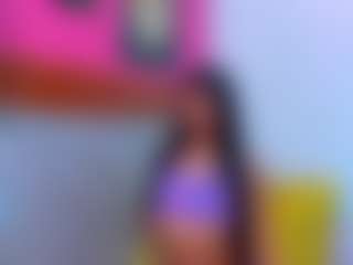 Live cam show with Emily - Asian MILF on Hubzter Live