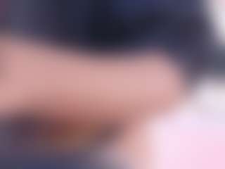 Live cam show with Emily - Ebony on Dare Cams | colombia