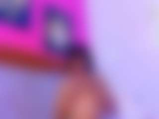 Live cam show with Emily - Lesbian on madthumbs