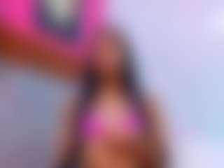 Live cam show with Emily - Asian Big Ass on Camsoda