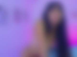 Live cam show with Emily - Asian Teen (18+) on Camsoda