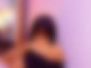 Live cam show with Emily - Asian Teen (18+) on Latina Girls