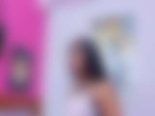 Live cam show with Emily - Ebony MILF on Dolls Live