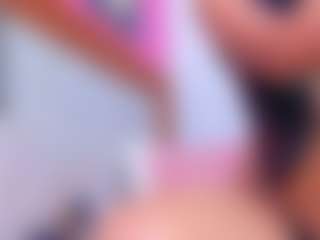 Live cam show with Emily - Tease Asian on livesuperchat.net