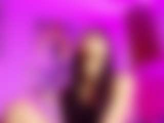 Live cam show with Emily - Public Ebony on CamwithHer