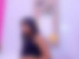 Live-Cam-Show mit Emily - Muscle auf Camsoda