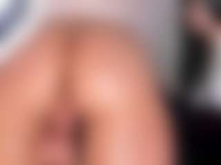 Live cam show with EmilyJhonsonn - Erotic Dance on dasdasdadada.com