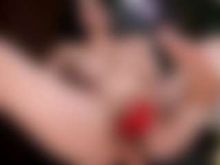 EmilyJhonsonn's Live Sex Cam Show