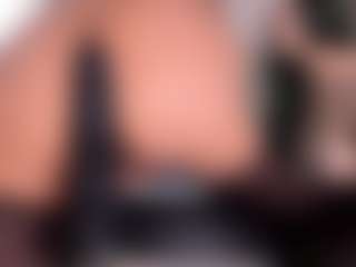 EmilyJhonsonn's Live Sex Cam Show