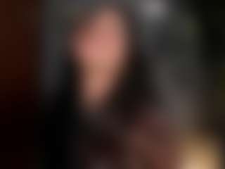 EmilyJhonsonn MILF webcam performer live streaming